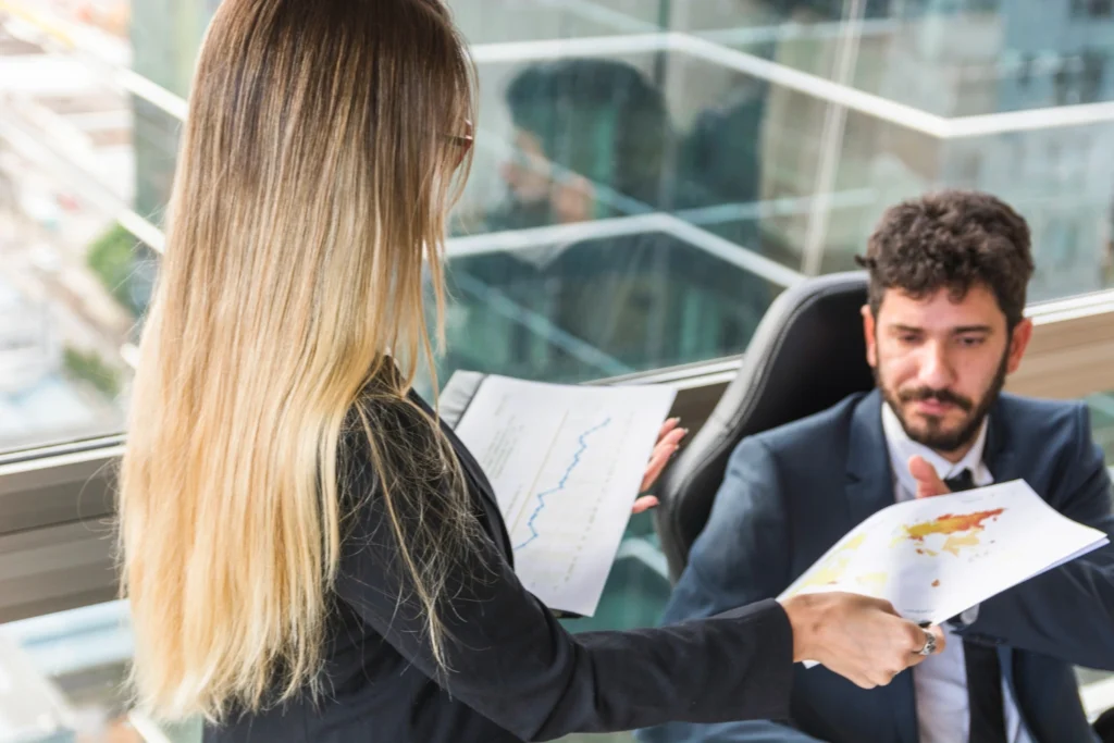 Modelo de política de viagens corporativas o que não pode faltar