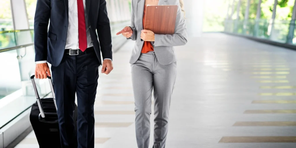 O que é política de viagens corporativas e por que sua empresa precisa
